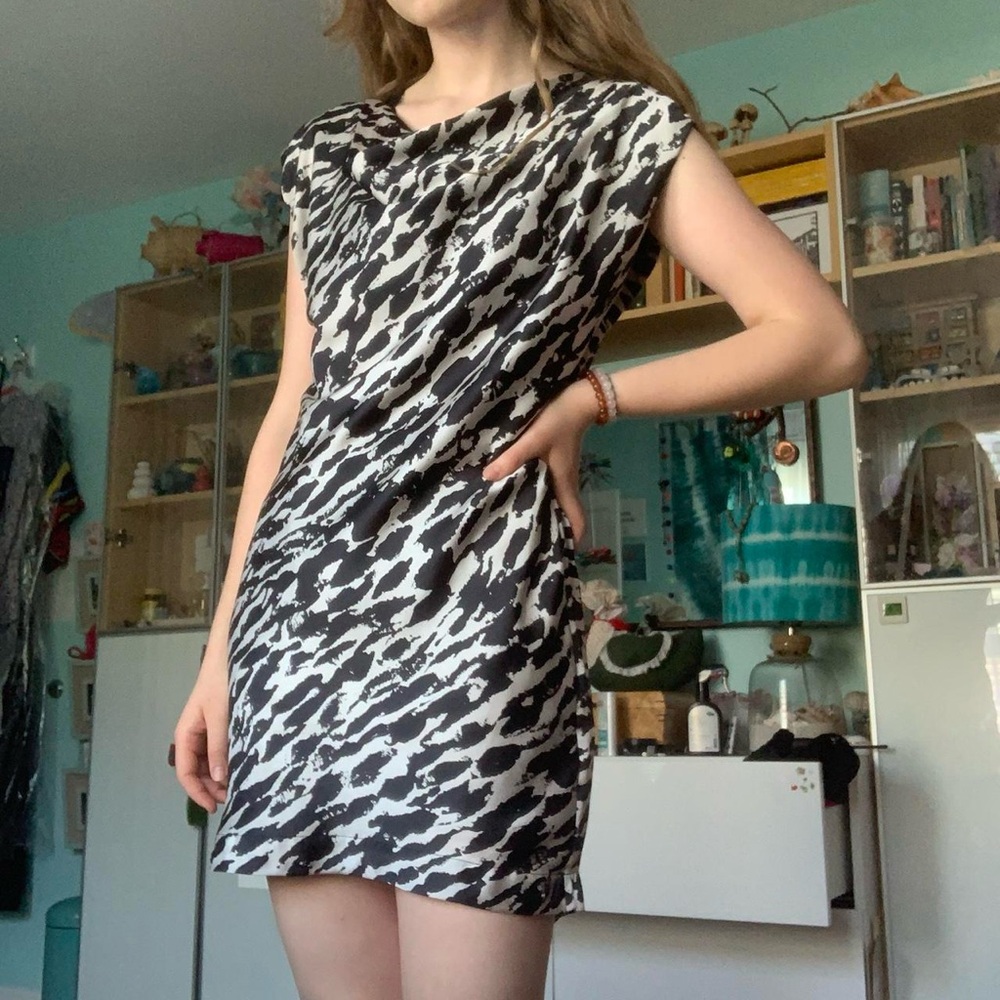 H&M dress Size 4